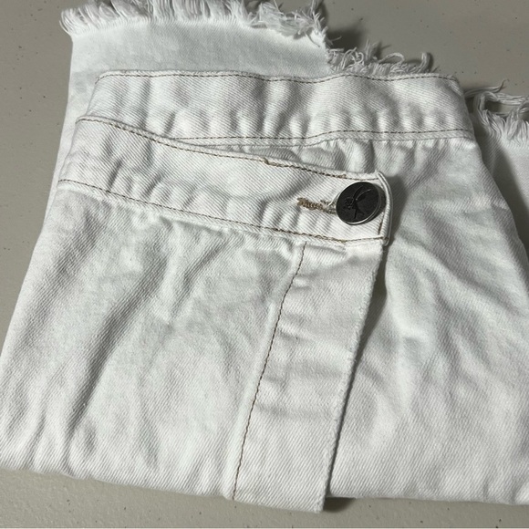 One Teaspoon Wild Thing Skirt in Cococash White Denim - Picture 5 of 12
